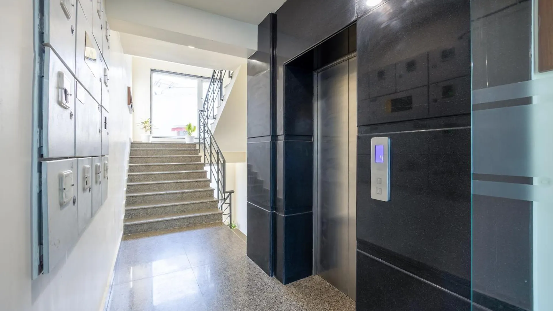 ****  Hotel Urban Oasis Near Huda & Millennium City Centre Metro Station I גורגאון הודו